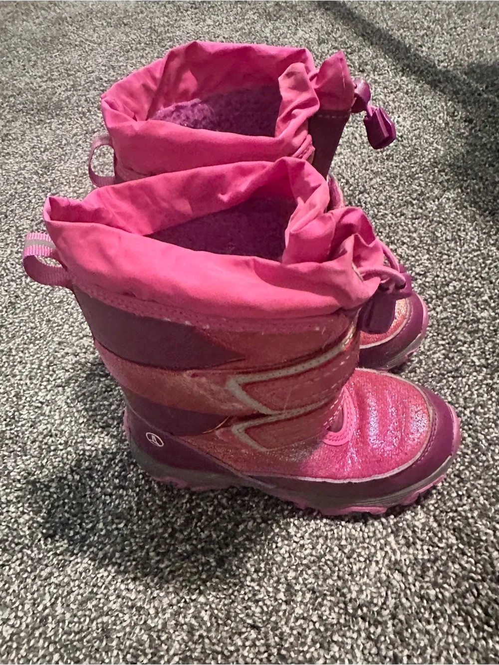 OshKosh B'gosh Bright Pink Girls Winter Boots